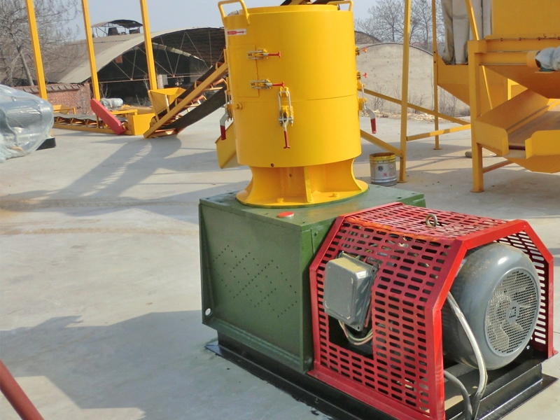 Leonardit Pellet Machine